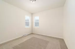 5927 Woodbine Dr, Madison, WI 53718 - Photo 12