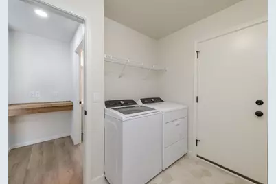 5927 Woodbine Drive, Madison, WI 53718 - Photo 8