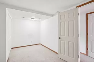 510 Oakridge Dr, Portage, WI 53901 - Photo 40