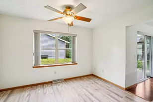 510 Oakridge Dr, Portage, WI 53901 - Photo 16