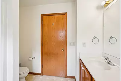 510 Oakridge Drive, Portage, WI 53901 - Photo 34