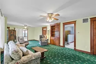 6988 Schneider Rd, Middleton, WI 53562 - Photo 8