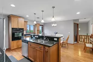 6988 Schneider Rd, Middleton, WI 53562 - Photo 4