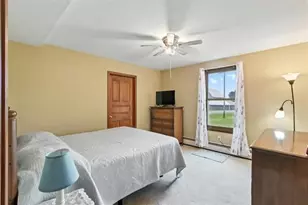 6988 Schneider Rd, Middleton, WI 53562 - Photo 10