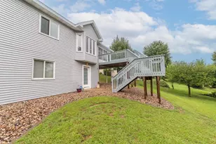 630 Morning Star Dr, Portage, WI 53901 - Photo 4