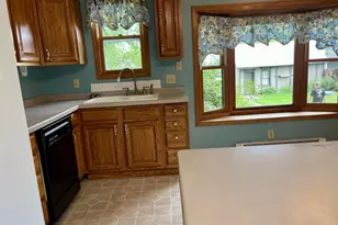 509 N Benton St, Sparta, WI 54656 - Photo 8