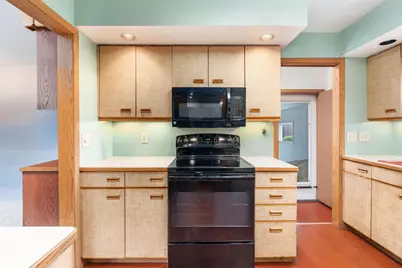 4721 Femrite Drive, Madison, WI 53716 - Photo 14