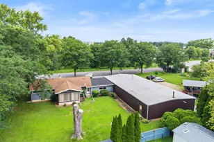 4721 Femrite Dr, Madison, WI 53716 - Photo 4