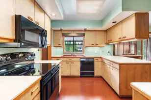 4721 Femrite Dr, Madison, WI 53716 - Photo 10