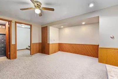 4721 Femrite Drive, Madison, WI 53716 - Photo 32