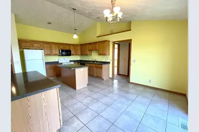 N5585 Shea Lane, Albany, WI 53502 - Photo 10