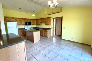 N5585 Shea Ln, Albany, WI 53502 - Photo 10