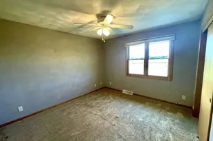 N5585 Shea Ln, Albany, WI 53502 - Photo 18