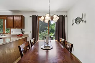 4302 Beilfuss Dr, Madison, WI 53704 - Photo 16