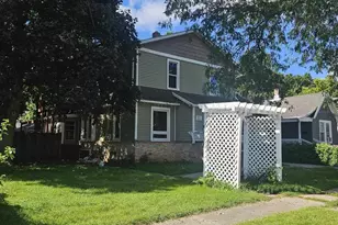 1116 W Jackson St, Beloit, WI 53511 - Photo 2