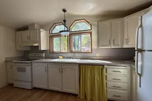 100 Woodland Dr, Wisconsin Dells, WI 53965 - Photo 4