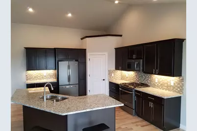 1033 Kopp Road, Waunakee, WI 53597 - Photo 2