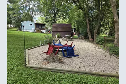 423 Skyline Drive, Edgerton, WI 53534 - Photo 4