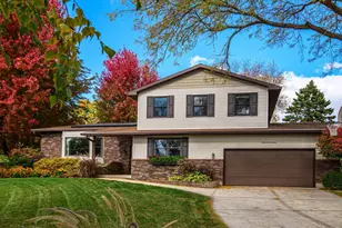 3716 Lexington Cir, Middleton, WI 53562 - Photo 4