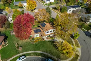 3716 Lexington Cir, Middleton, WI 53562 - Photo 6