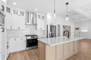 752 Kennedy St, Sauk City, WI 53583 - Photo 6