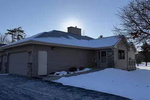 N4140 Pine St, Brodhead, WI 53520 - Photo 4