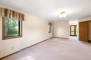 613 Mohawk Ct, Waterloo, WI 53594 - Photo 18