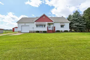 6889 and 6897 North Towne Rd, DeForest, WI 53532 - Photo 8