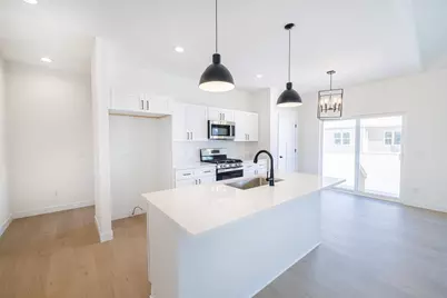 1833 E Kyle Circle, Beloit, WI 53511 - Photo 10