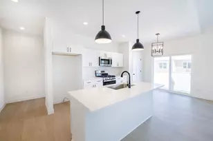 1833 E Kyle Circle, Beloit, WI 53511 - Photo 10