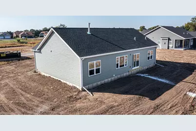 1833 E Kyle Circle, Beloit, WI 53511 - Photo 6