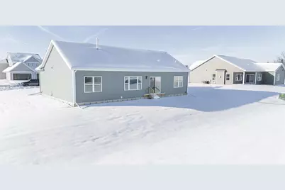 1833 E Kyle Circle, Beloit, WI 53511 - Photo 28