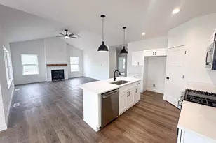 1815 E Kyle Circle, Beloit, WI 53511 - Photo 6