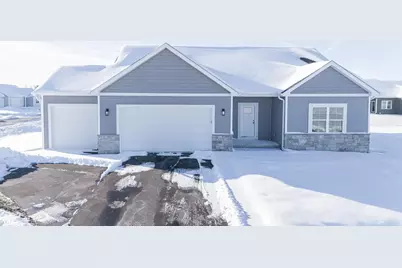 1739 E Kyle Circle, Beloit, WI 53511 - Photo 2