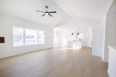 1739 E Kyle Circle, Beloit, WI 53511 - Photo 6