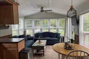 413 Skyline Dr, Edgerton, WI 53534 - Photo 2