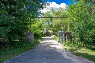 W5693 Highlife Dr, Necedah, WI 54646 - Photo 10