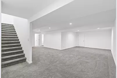 690 N Main Street, Fall River, WI 53932 - Photo 34