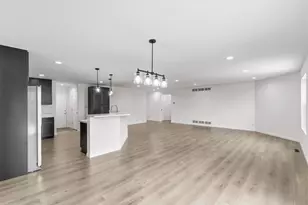 690 N Main St, Fall River, WI 53932 - Photo 16
