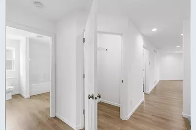 690 N Main Street, Fall River, WI 53932 - Photo 28