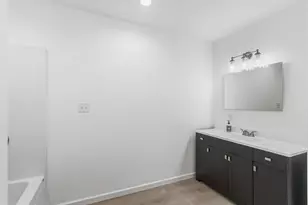 690 N Main St, Fall River, WI 53932 - Photo 32