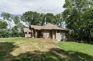 1000 Whitetail Dr, Fort Atkinson, WI 53538 - Photo 2