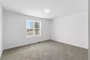 692 N Main St, Fall River, WI 53932 - Photo 30