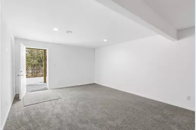 692 N Main Street, Fall River, WI 53932 - Photo 36