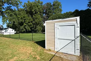 305 E Crocker St, Fox Lake, WI 53933 - Photo 38