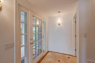 5511 Mendota Dr, Middleton, WI 53562 - Photo 14