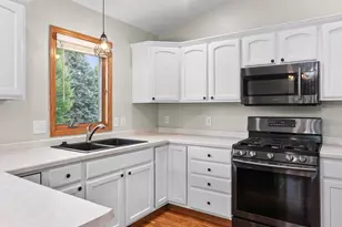 3505 E Rotamer Rd, Janesville, WI 53546 - Photo 12