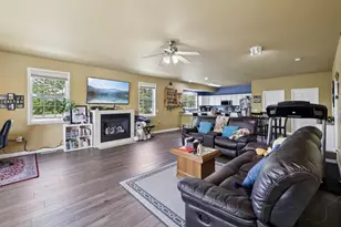 3097 Providence St, Sun Prairie, WI 53590 - Photo 6