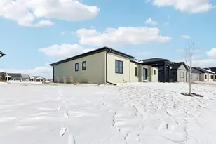 252 Falcon Ct, Sauk City, WI 53583 - Photo 38