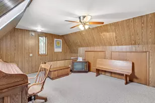 523 W Edgewater St, Portage, WI 53901 - Photo 50